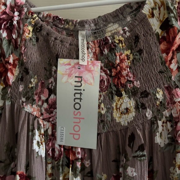 NWT Mittoshop Floral Smocked Blouse with Bell Sleeves - Picture 2 of 3